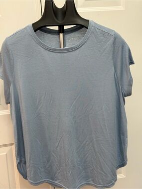Terra & Sky Light Blue Short Sleeve Crewneck Top